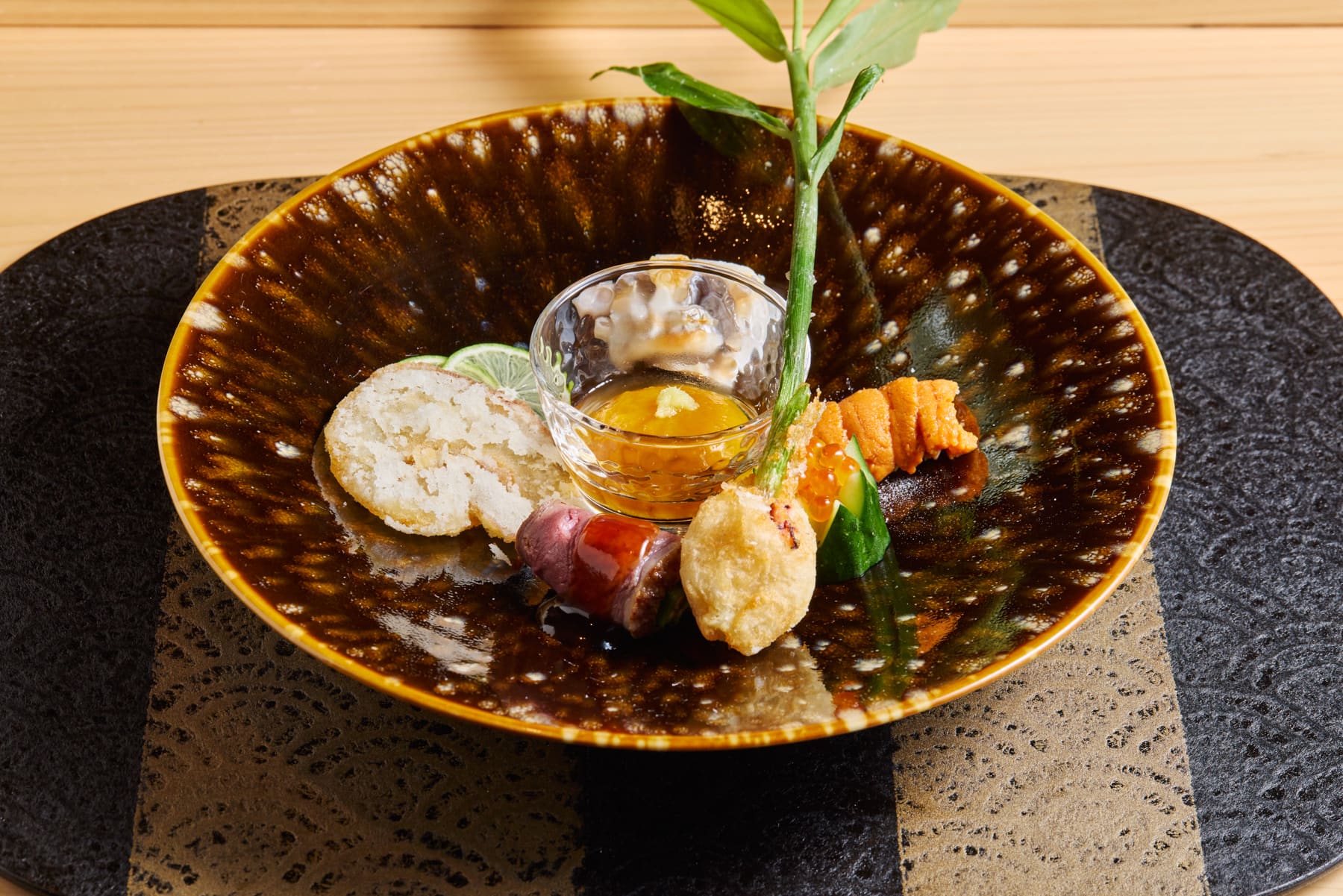 谷中生姜のタコ真蒸,南京豆腐,太刀魚結び,フカヒレ竜田揚げ,鴨オクラ巻き,イクラきゅうり,生ウニ